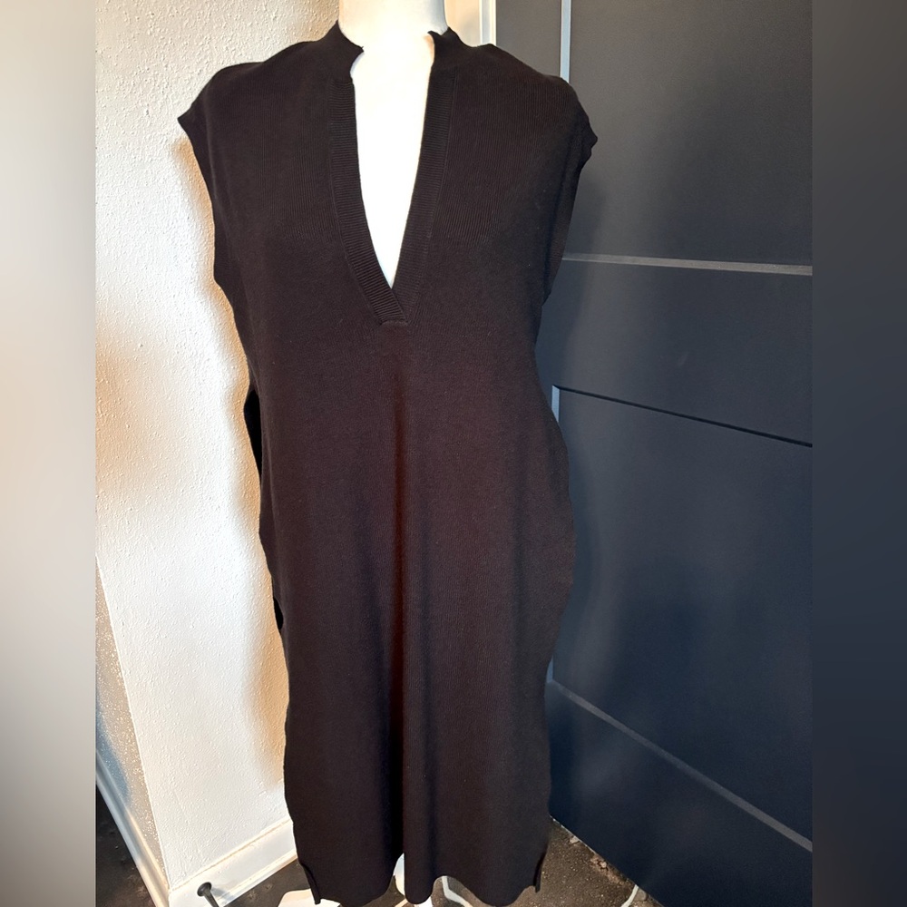 Industry sleeveless knit cover / tunic NWT